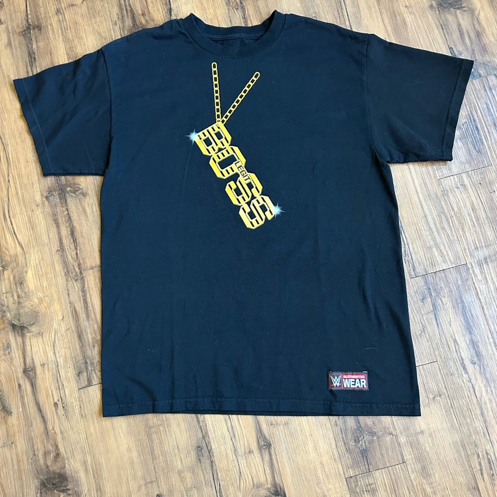 WWE Shirt Large Black Short Sleeve Sasha Banks Wrestling Gold Chain Logo Boss